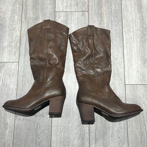 Womens 7.5 boots
